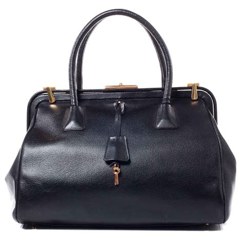 prada leather madras cerniera doctor|Bags .